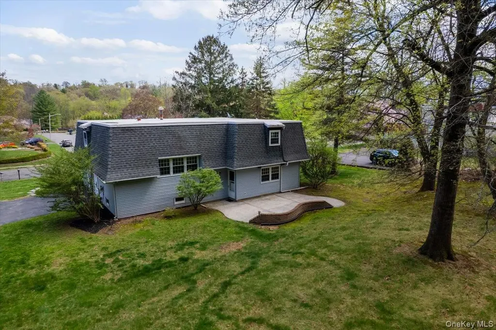 3 Spring Rock Place Spring Valley NY 10977