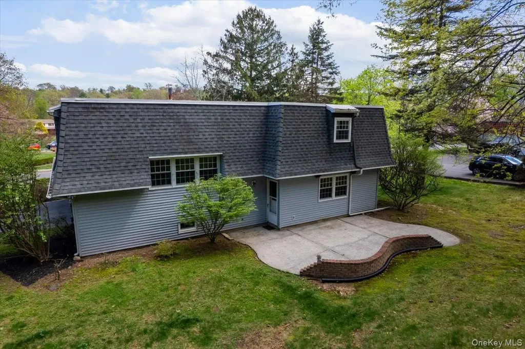3 Spring Rock Place Spring Valley NY 10977