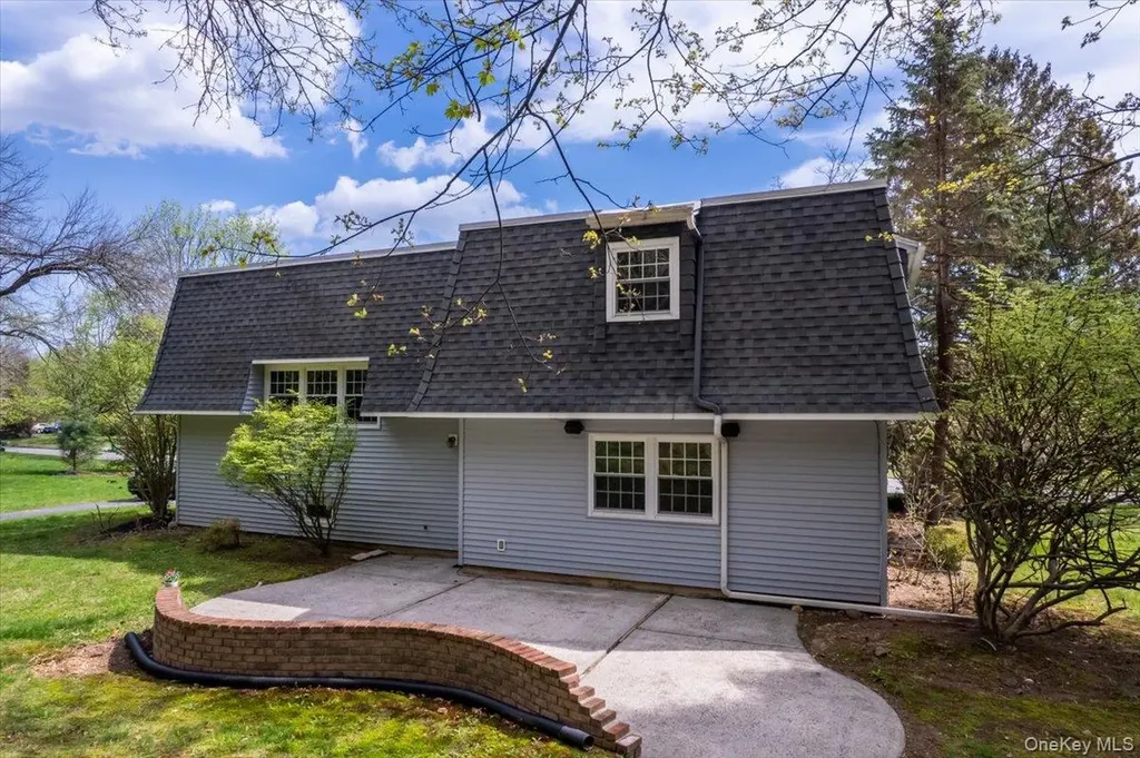3 Spring Rock Place Spring Valley NY 10977
