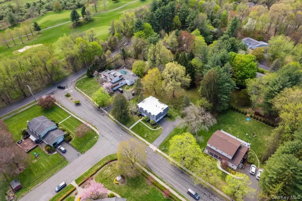 3 Spring Rock Place Spring Valley NY 10977