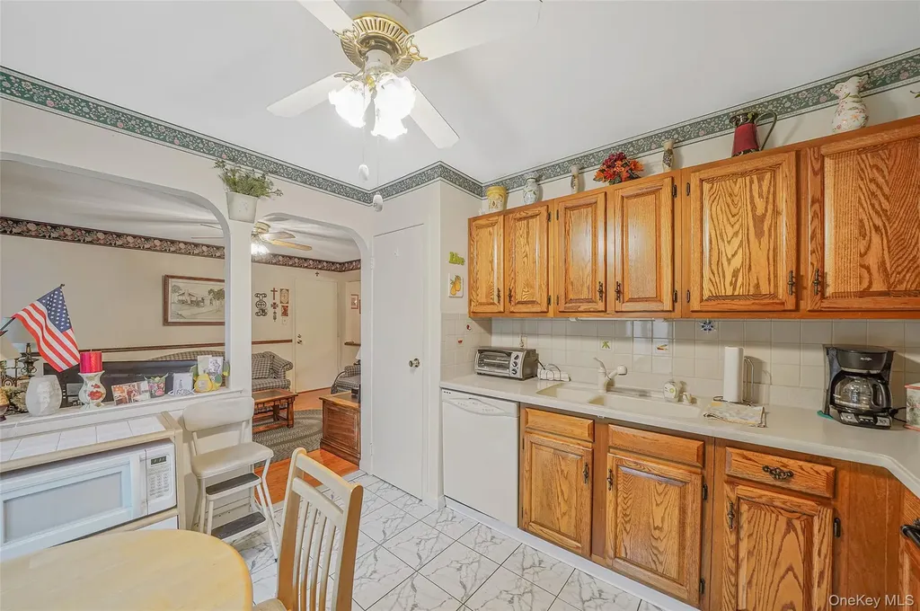 12 Quail Run Drive Deer Park NY 11729