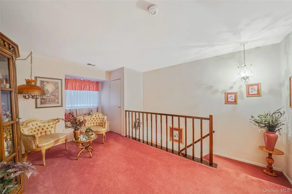 12 Quail Run Drive Deer Park NY 11729