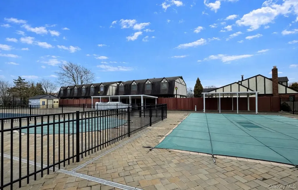 12 Quail Run Drive Deer Park NY 11729