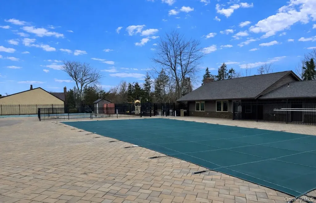 12 Quail Run Drive Deer Park NY 11729