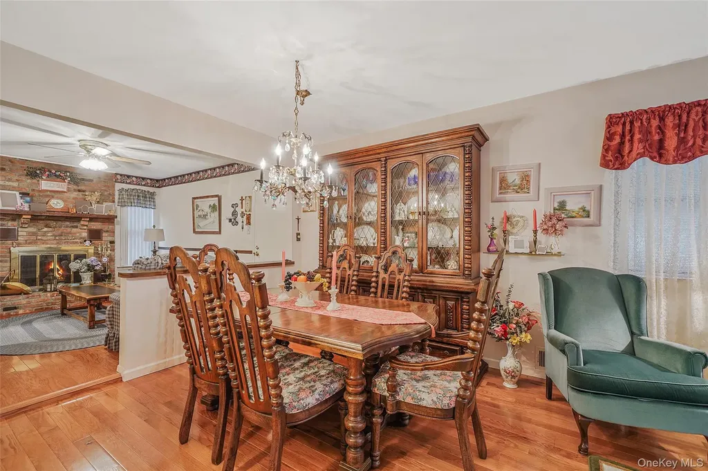 12 Quail Run Drive Deer Park NY 11729