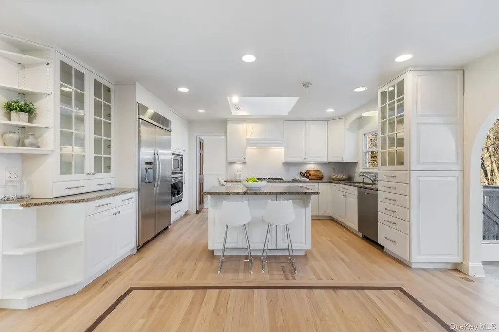 21 Kolbert Drive Scarsdale NY 10583