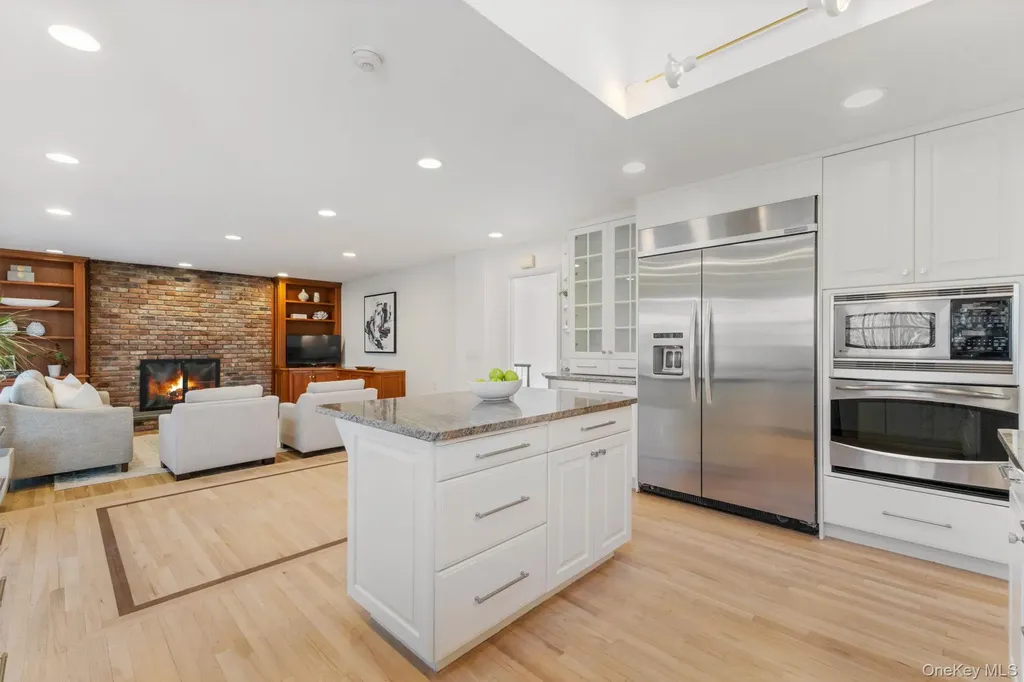 21 Kolbert Drive Scarsdale NY 10583