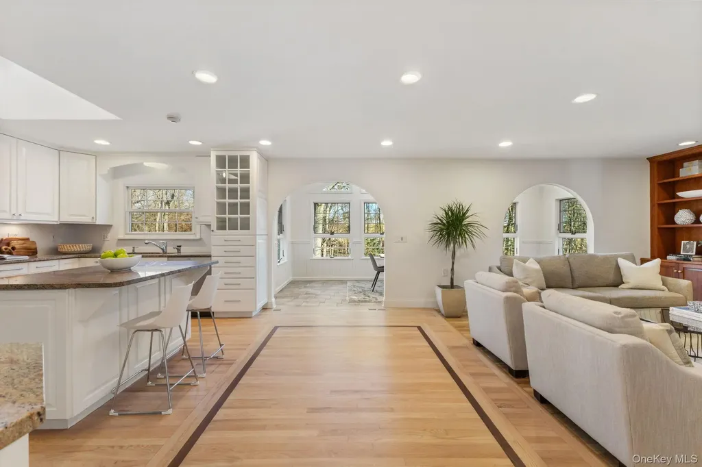 21 Kolbert Drive Scarsdale NY 10583