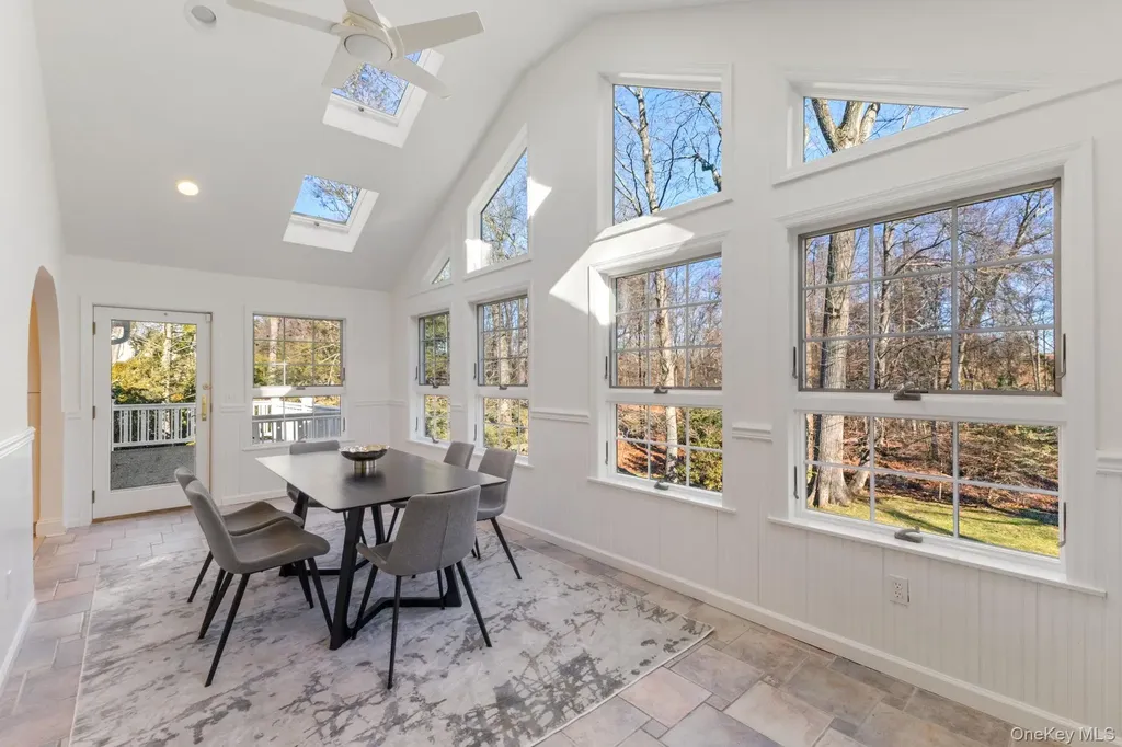 21 Kolbert Drive Scarsdale NY 10583