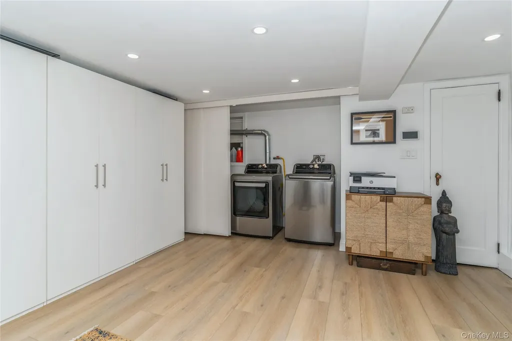 14839 60th Avenue Flushing NY 11355