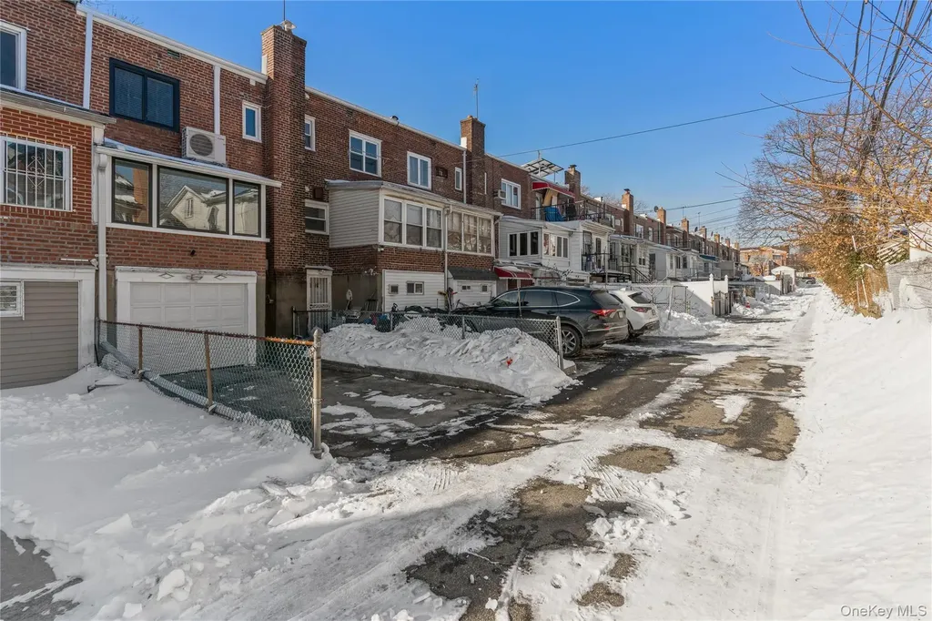 14839 60th Avenue Flushing NY 11355