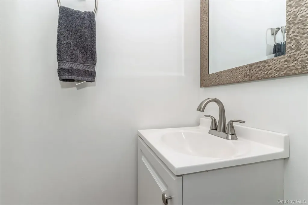 14839 60th Avenue Flushing NY 11355
