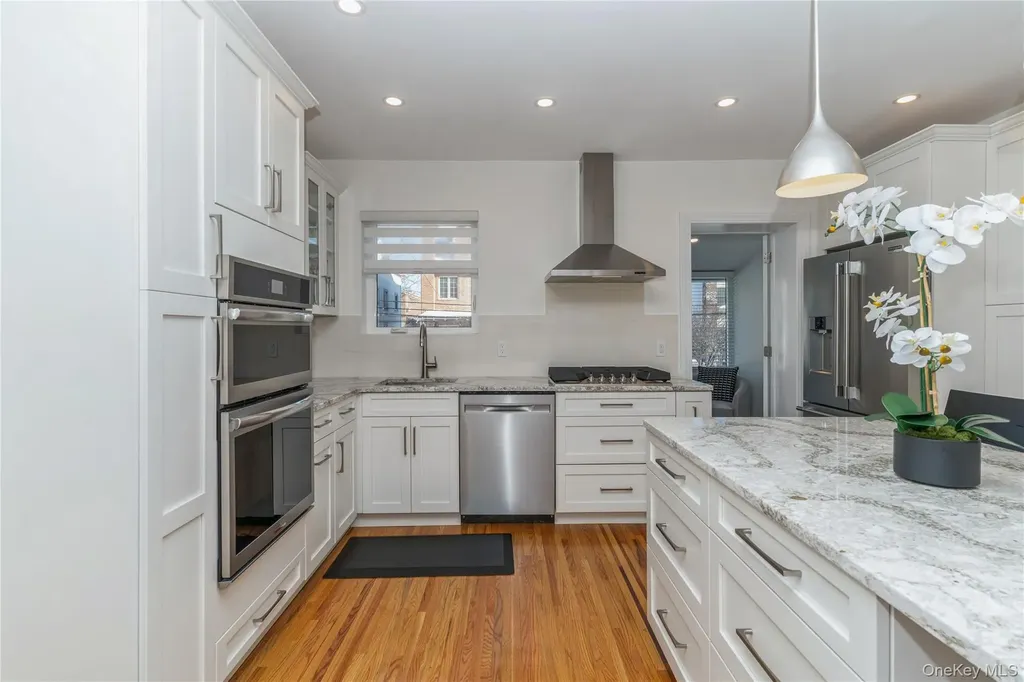 14839 60th Avenue Flushing NY 11355