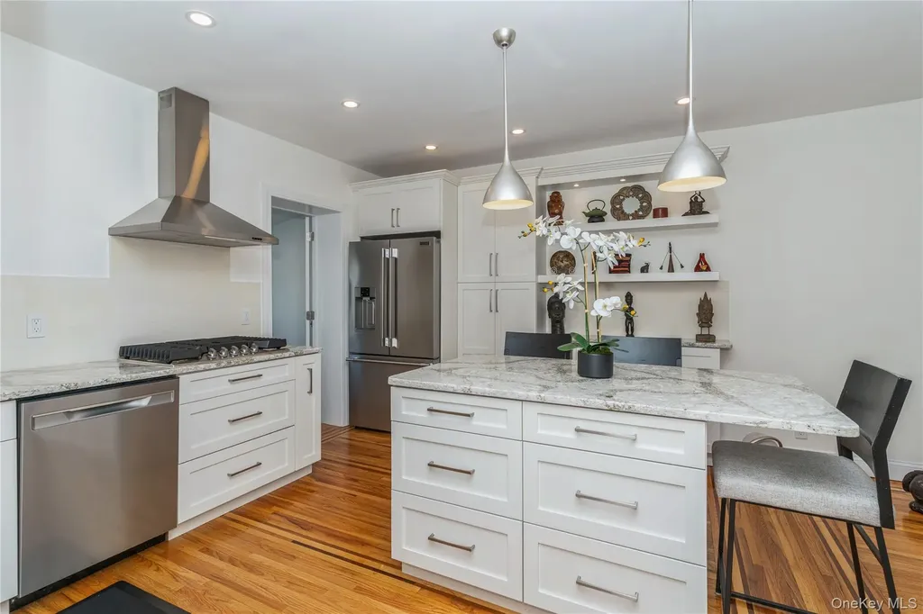 14839 60th Avenue Flushing NY 11355