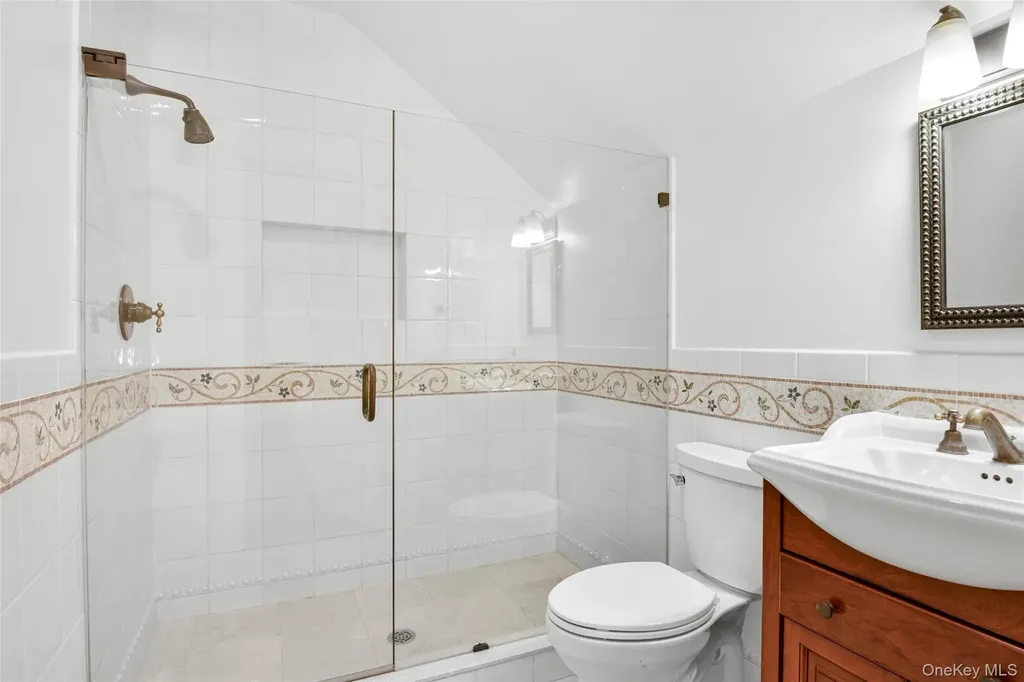 10 Hilltop Road Larchmont NY 10538