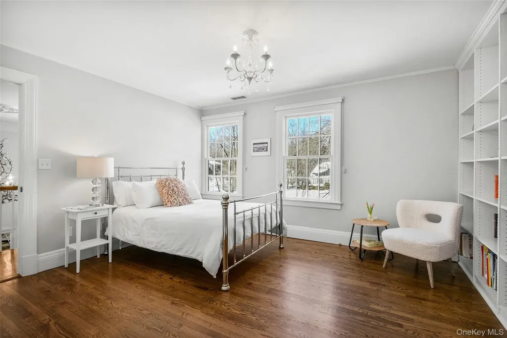 10 Hilltop Road Larchmont NY 10538