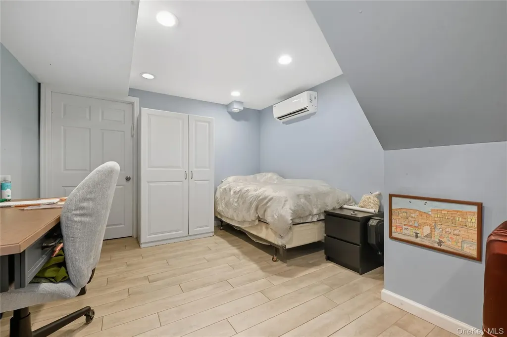 8 Burton Avenue Woodmere NY 11598