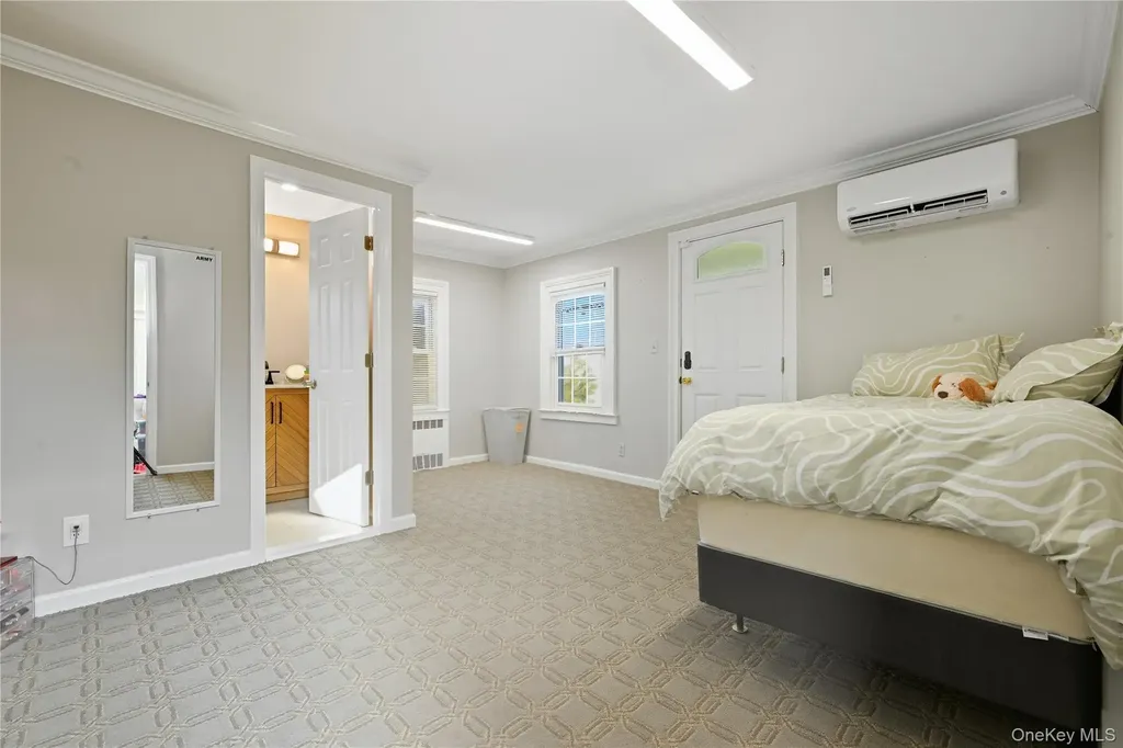 8 Burton Avenue Woodmere NY 11598