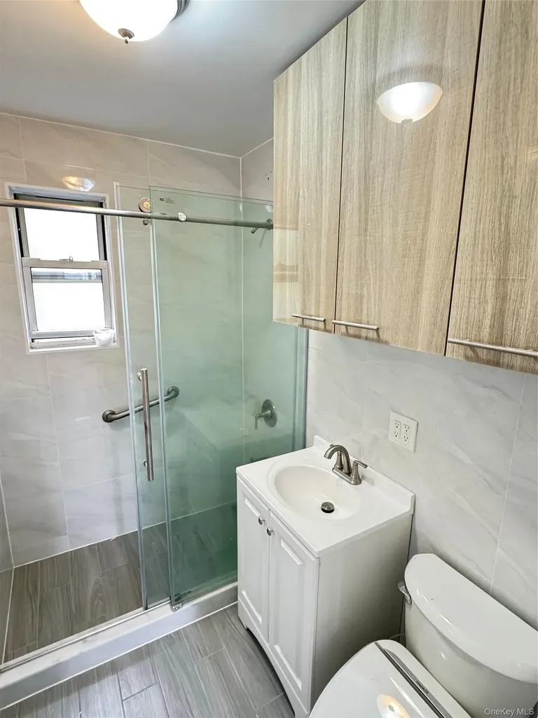 68-09 138th Street Flushing NY 11367