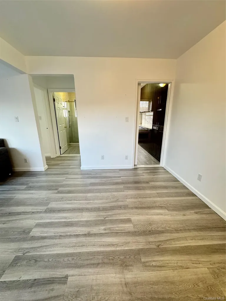 68-09 138th Street Flushing NY 11367