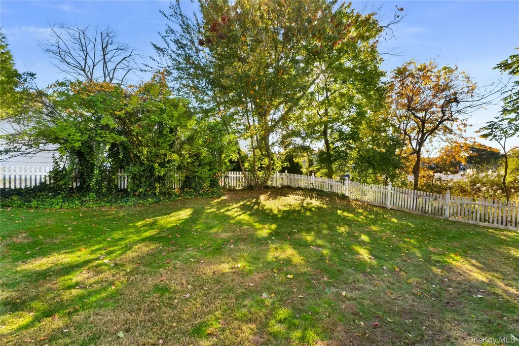 53 Oak Avenue Larchmont NY 10538