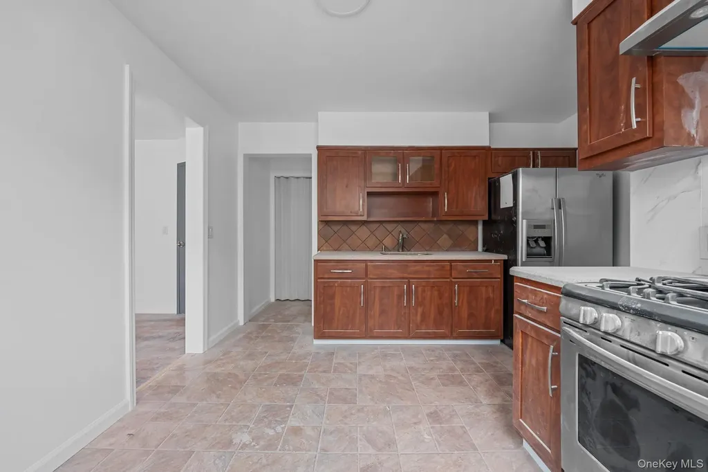 5844 Fresh Pond Road Maspeth NY 11378