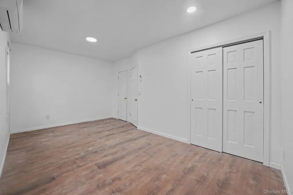 5844 Fresh Pond Road Maspeth NY 11378