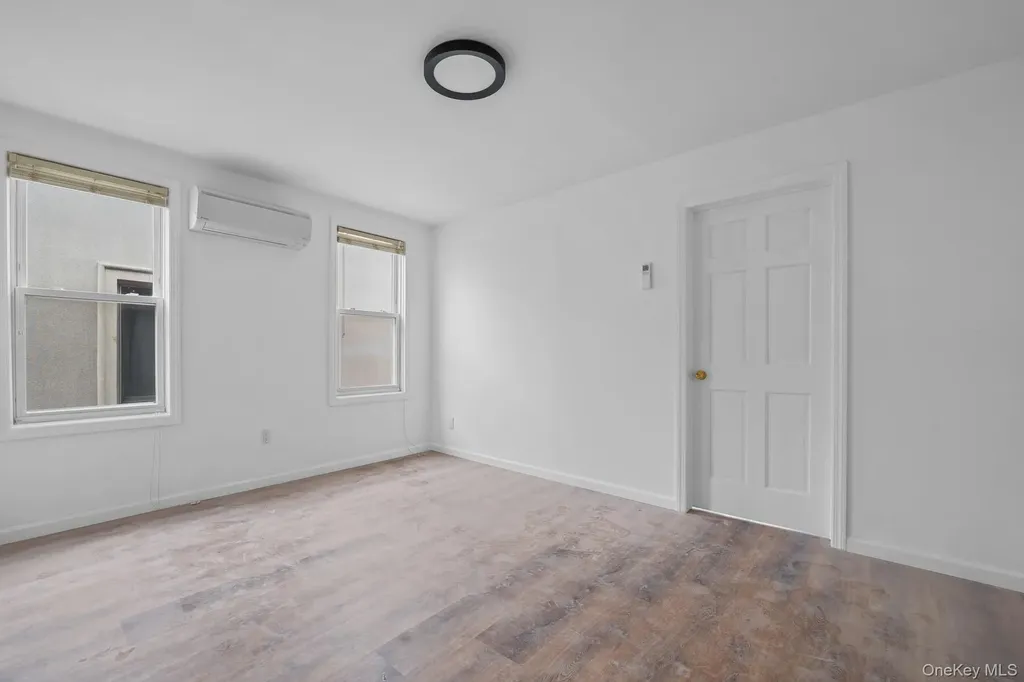 5844 Fresh Pond Road Maspeth NY 11378