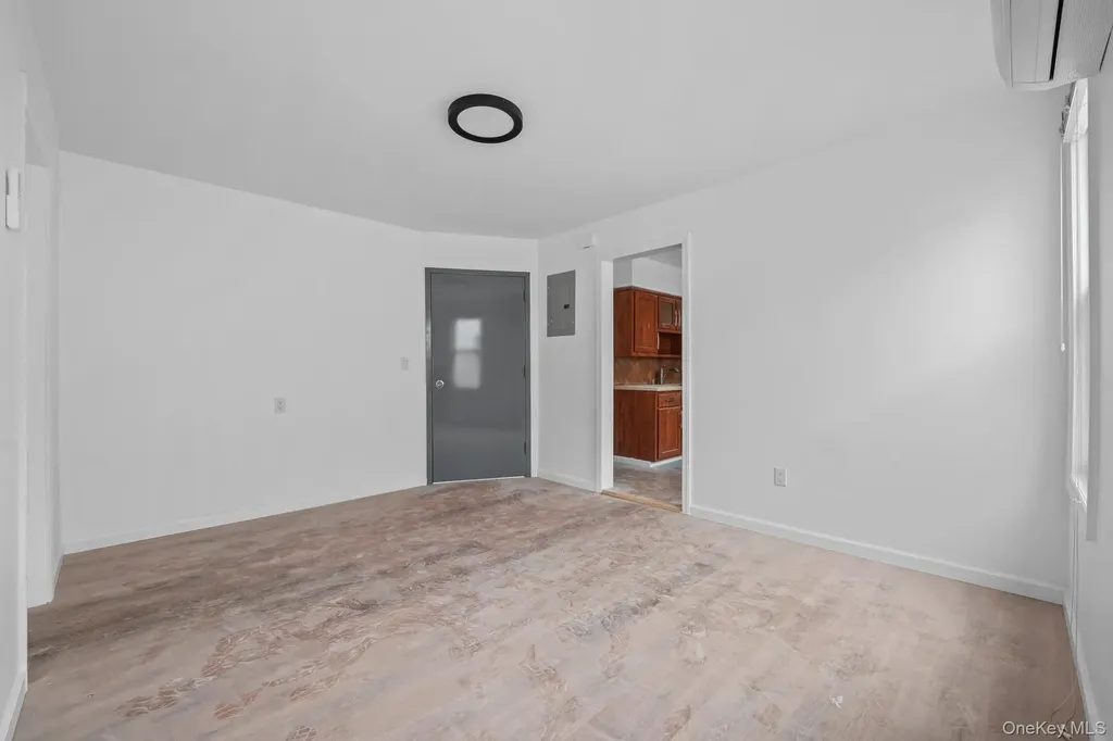 5844 Fresh Pond Road Maspeth NY 11378