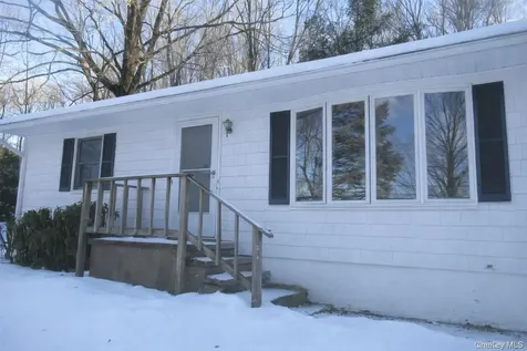 270 Buckshollow Road Mahopac NY 10541