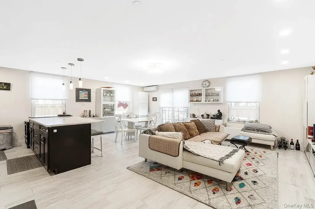 4300 Atlantic Avenue Brooklyn NY 11224
