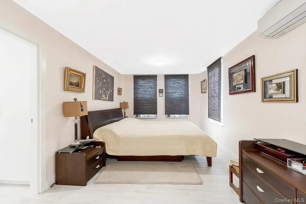 4300 Atlantic Avenue Brooklyn NY 11224