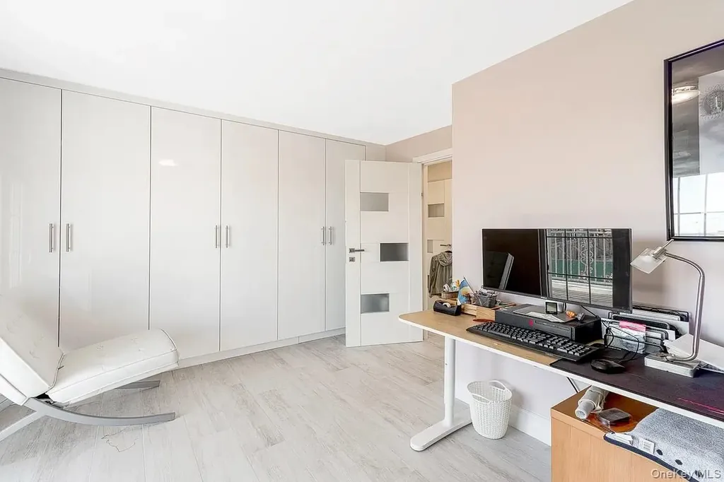 4300 Atlantic Avenue Brooklyn NY 11224