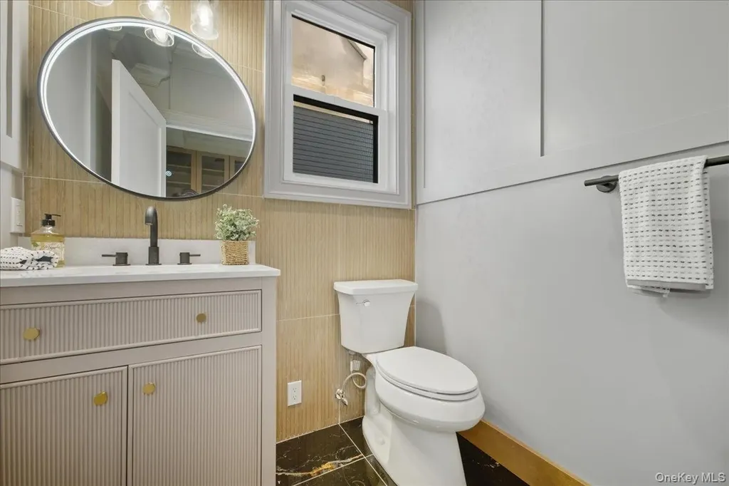 3 Bentley Road Plainview NY 11803