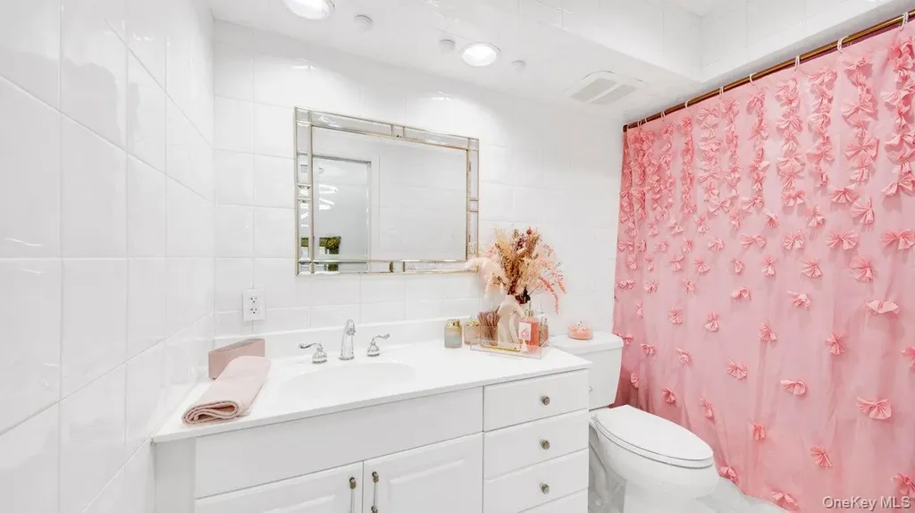 27 Woodside Avenue Harrison NY 10604