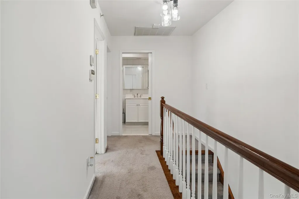 27 Woodside Avenue Harrison NY 10604