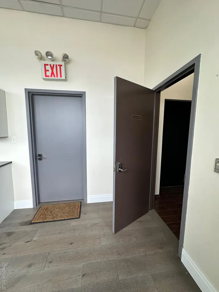 5319 46th Street Maspeth NY 11378