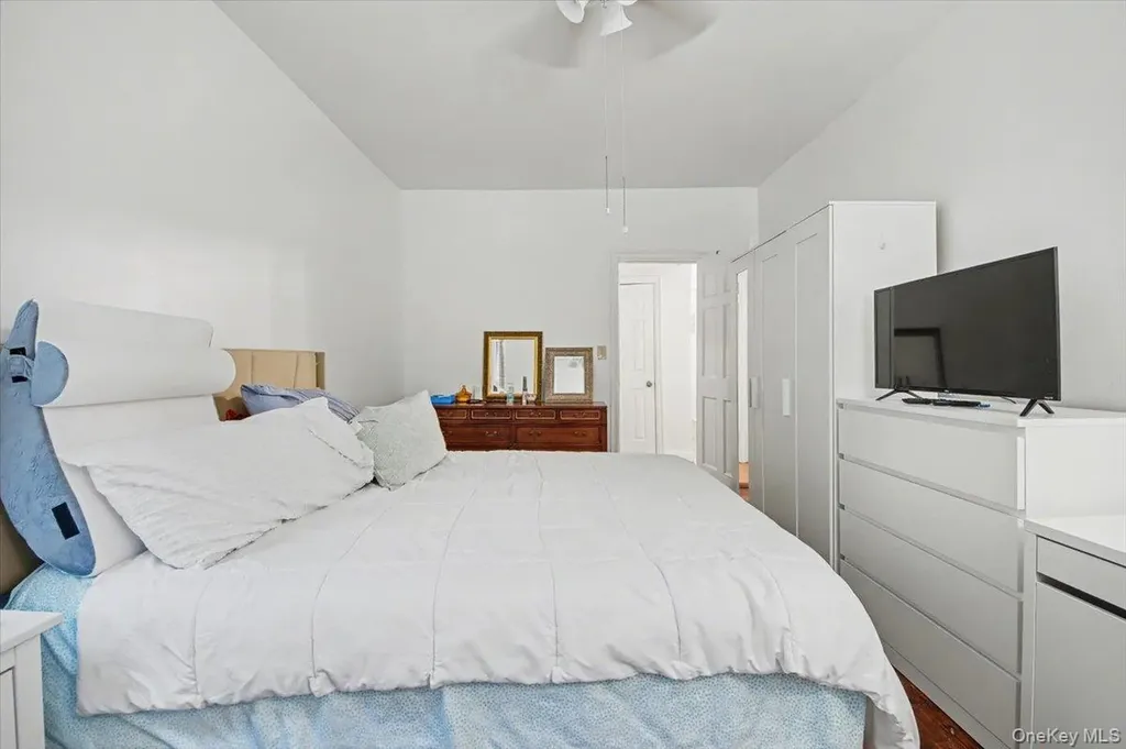 1045 Anderson Avenue Bronx NY 10452