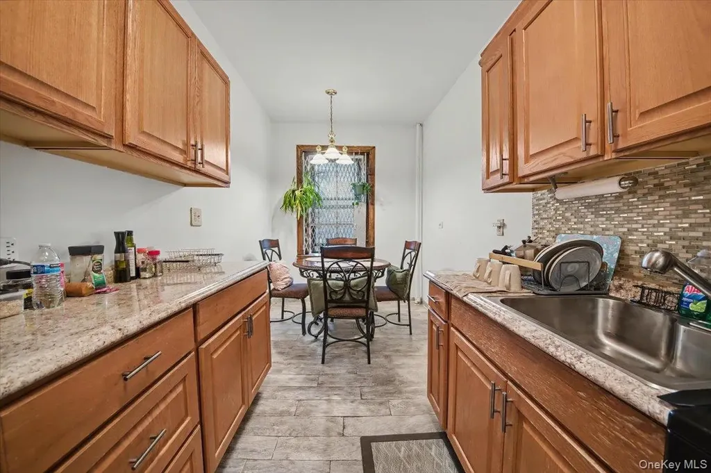 1045 Anderson Avenue Bronx NY 10452