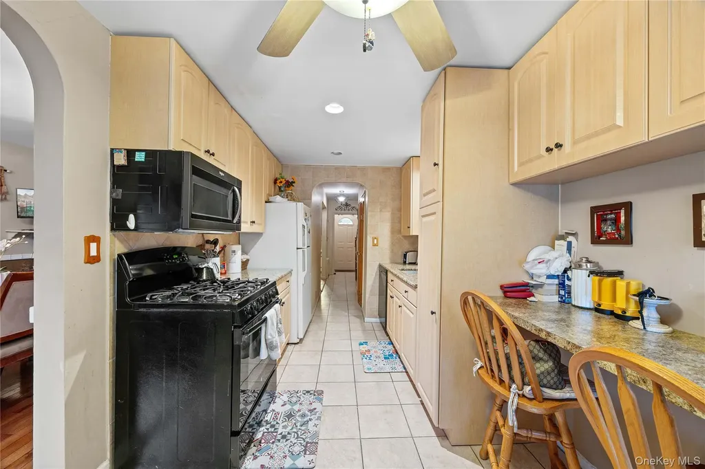 2004 Bogart Avenue Bronx NY 10462