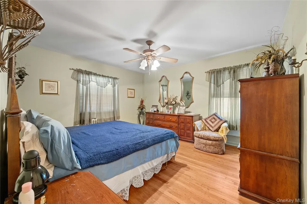 2004 Bogart Avenue Bronx NY 10462