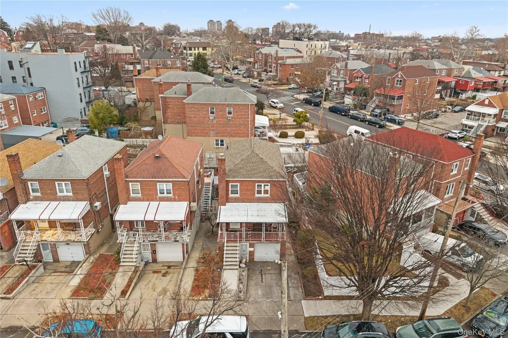 2004 Bogart Avenue Bronx NY 10462