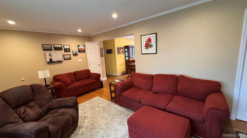 493 Kell Place Seaford NY 11783
