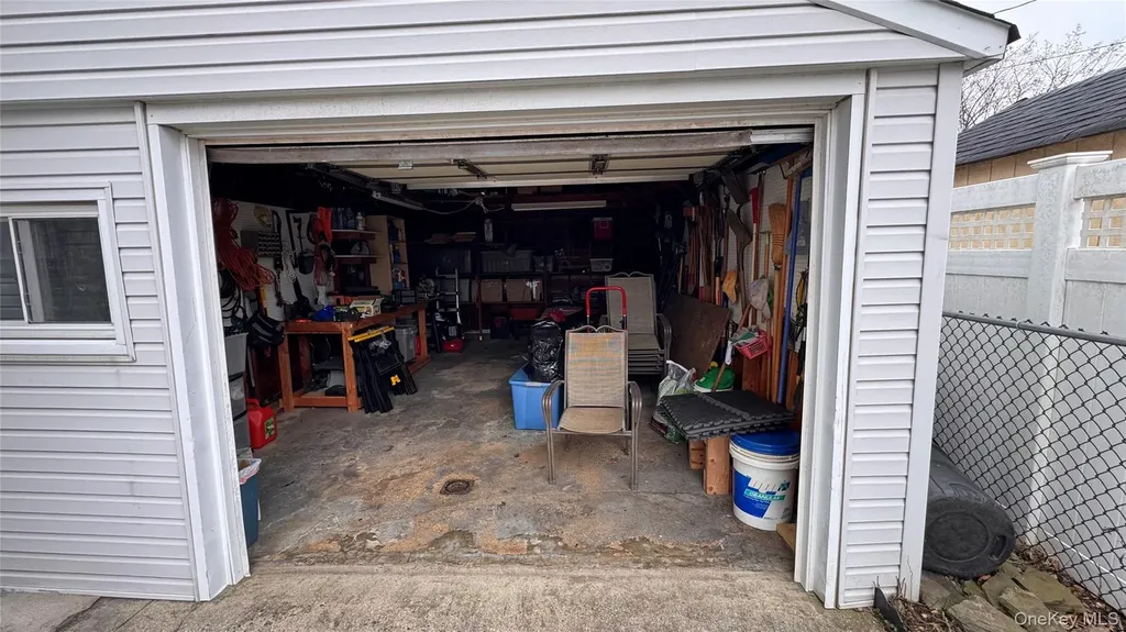 493 Kell Place Seaford NY 11783