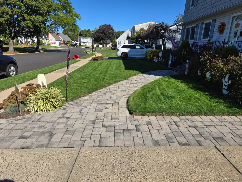 493 Kell Place Seaford NY 11783