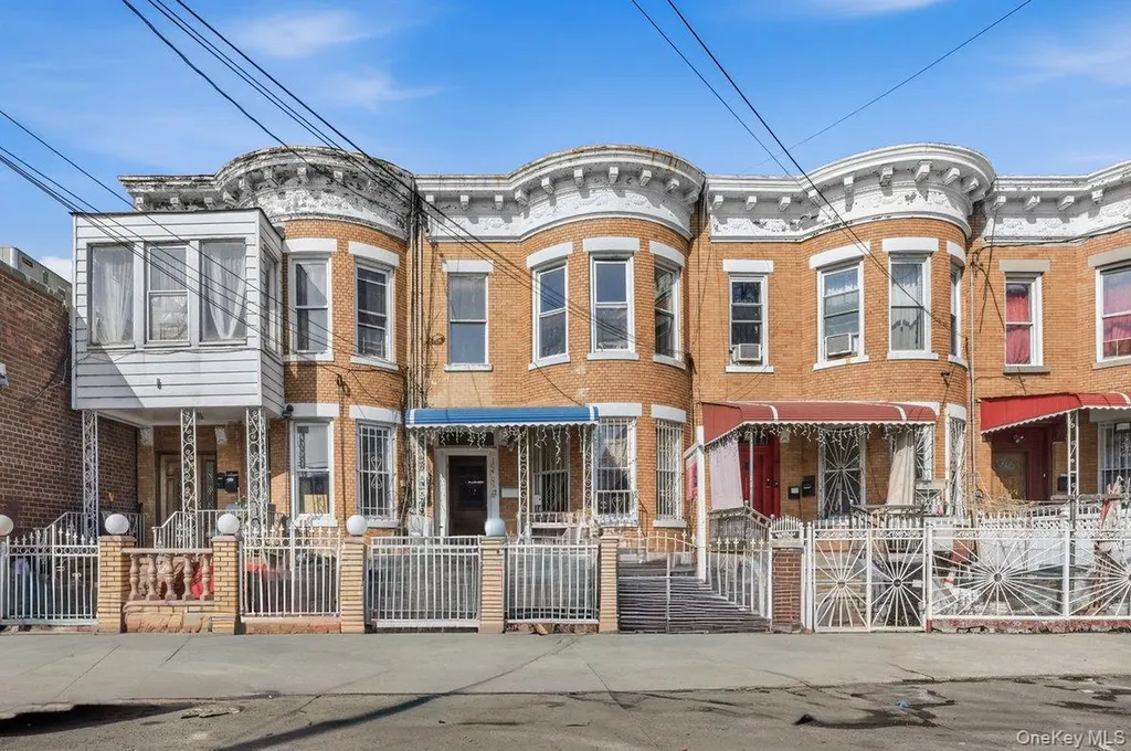 10409 94th Avenue Ozone Park NY 11416
