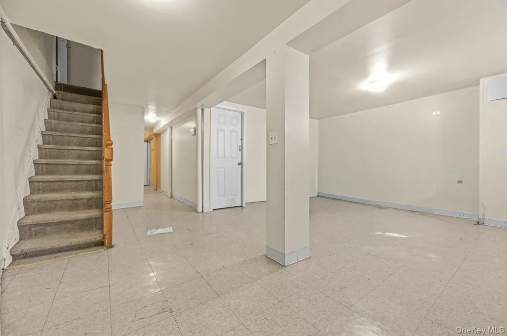 10409 94th Avenue Ozone Park NY 11416