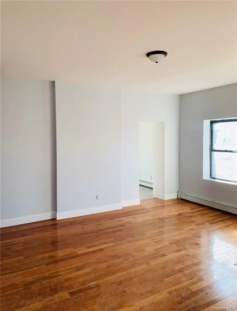 251 Warburton Avenue Yonkers NY 10701