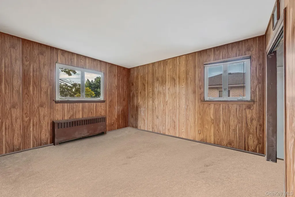 86 Silber Avenue Bethpage NY 11714