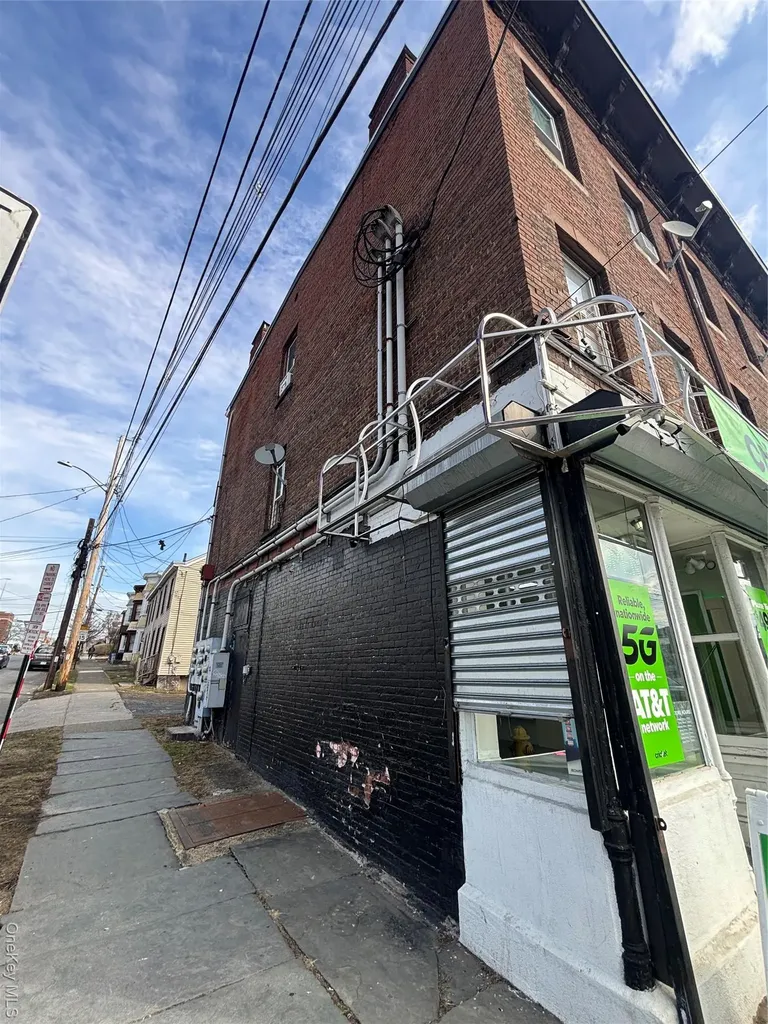 494 Broadway Newburgh NY 12550
